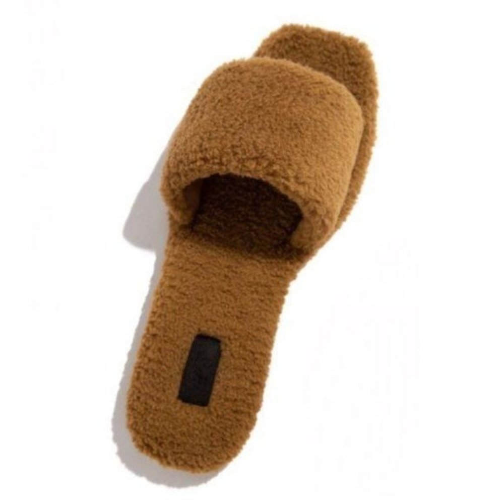 !! NEW !! Cozy Faux Sherpa Teddy Slides in Carmel - Picture 2 of 6